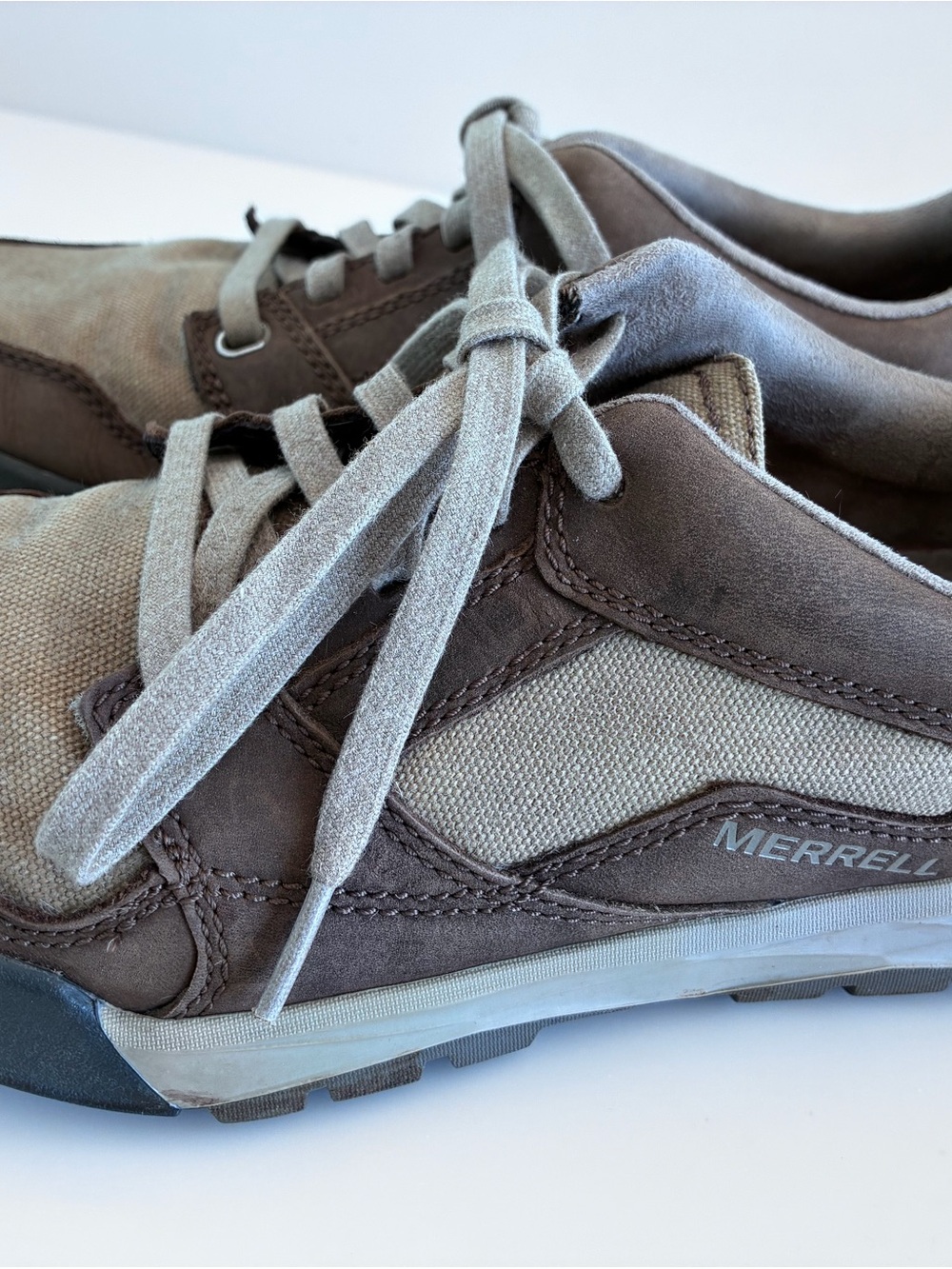 Merrell Men's Beige Brown Boulder Lace-Up Athletic Shoes